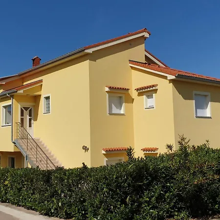 With A Parking Space Silo, Krk - 18705 Apartment Silo (Krk)