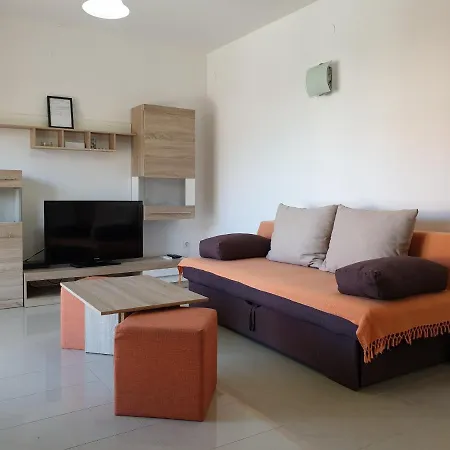With A Parking Space Silo, Krk - 18705 Apartment Silo (Krk)